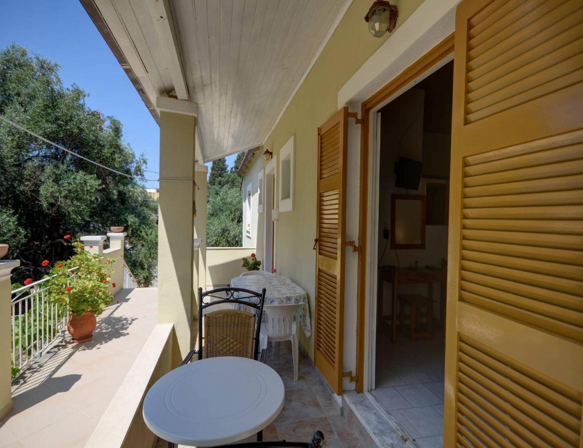 Mikeys Apartments Paleokastritsa Zewnętrze zdjęcie
